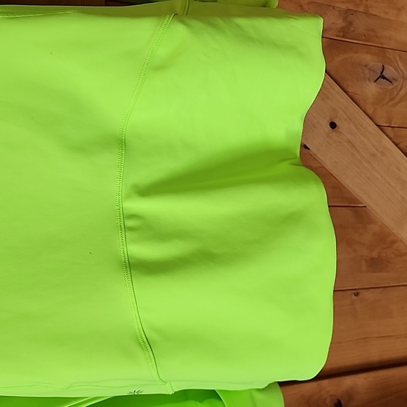 Athleta, NWOT, Sz L, Cool Weather Run Top, Neon Green - Picture 10 of 16